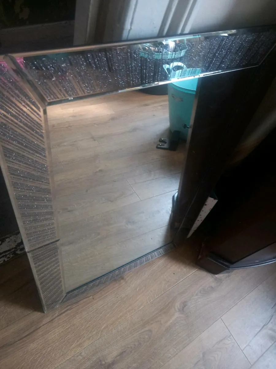 Mirror - Image 1