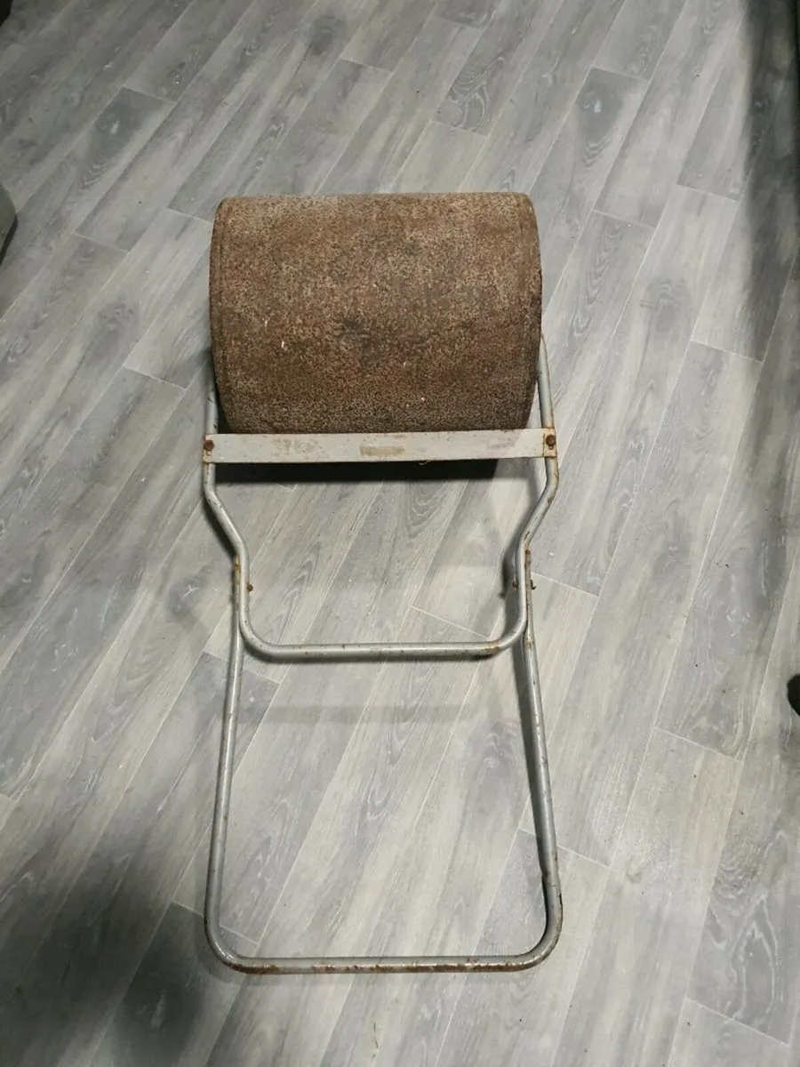 Lawn roller - Image 1
