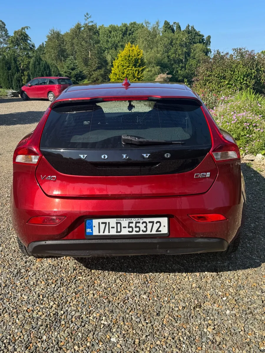 Volvo V40 2017 - Image 4