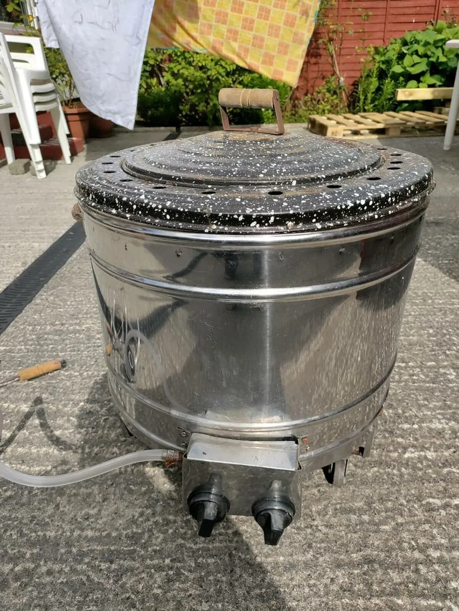Gas oven ( tandoor) - Image 1