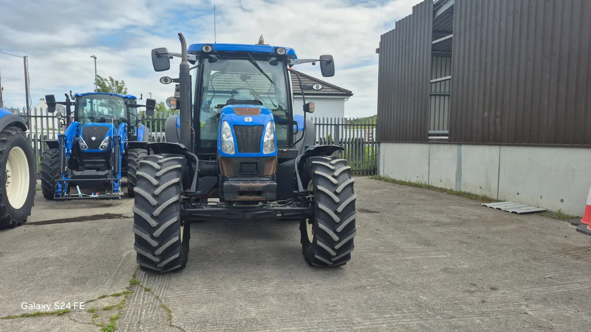 New Holland T6030 Elite - Image 4