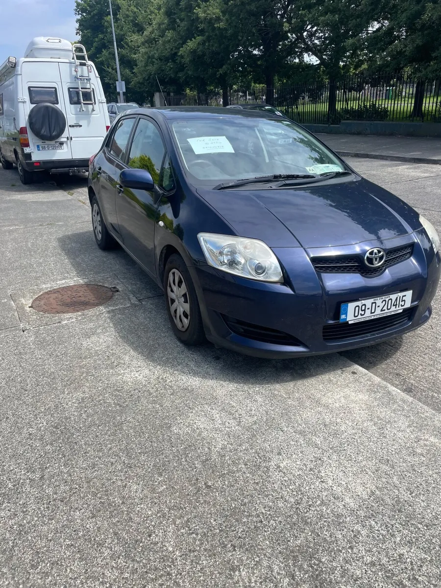 Toyota Auris 2009 - Image 4