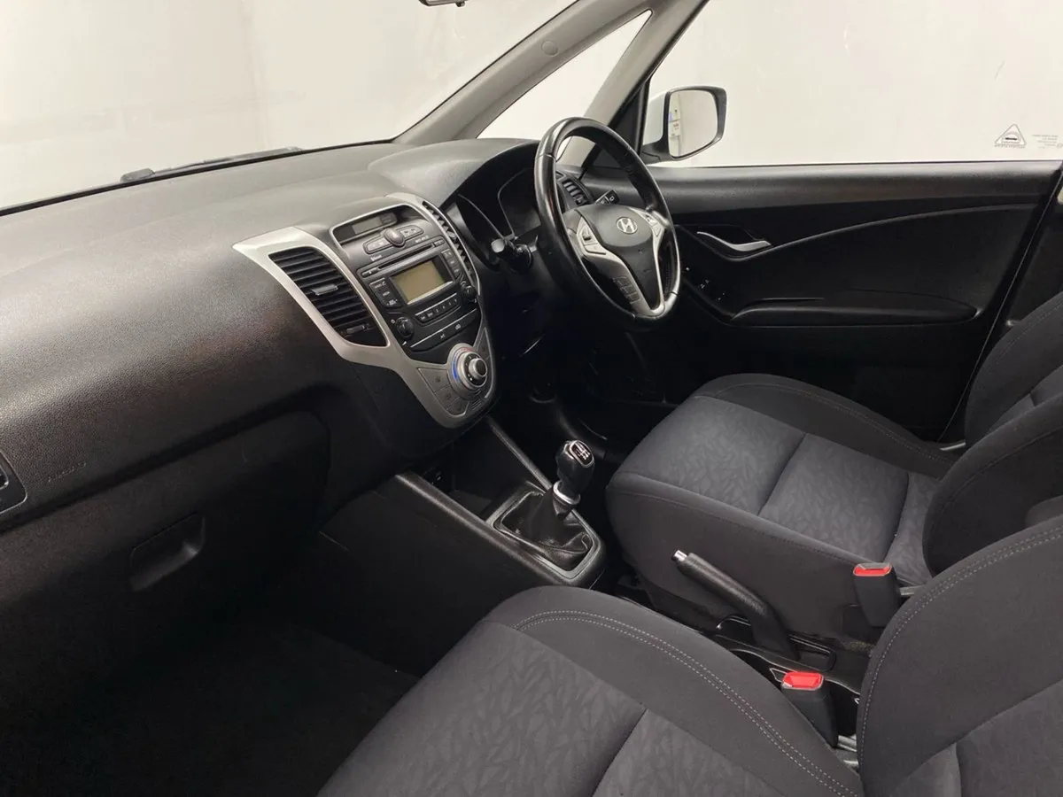 Hyundai ix20 1.6 Petrol Deluxe - Image 3