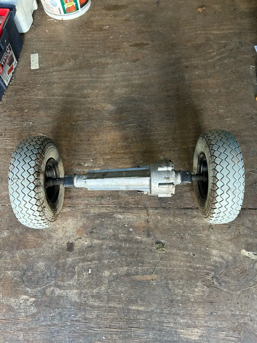 Transaxle Wheels and Gearbox - Image 1