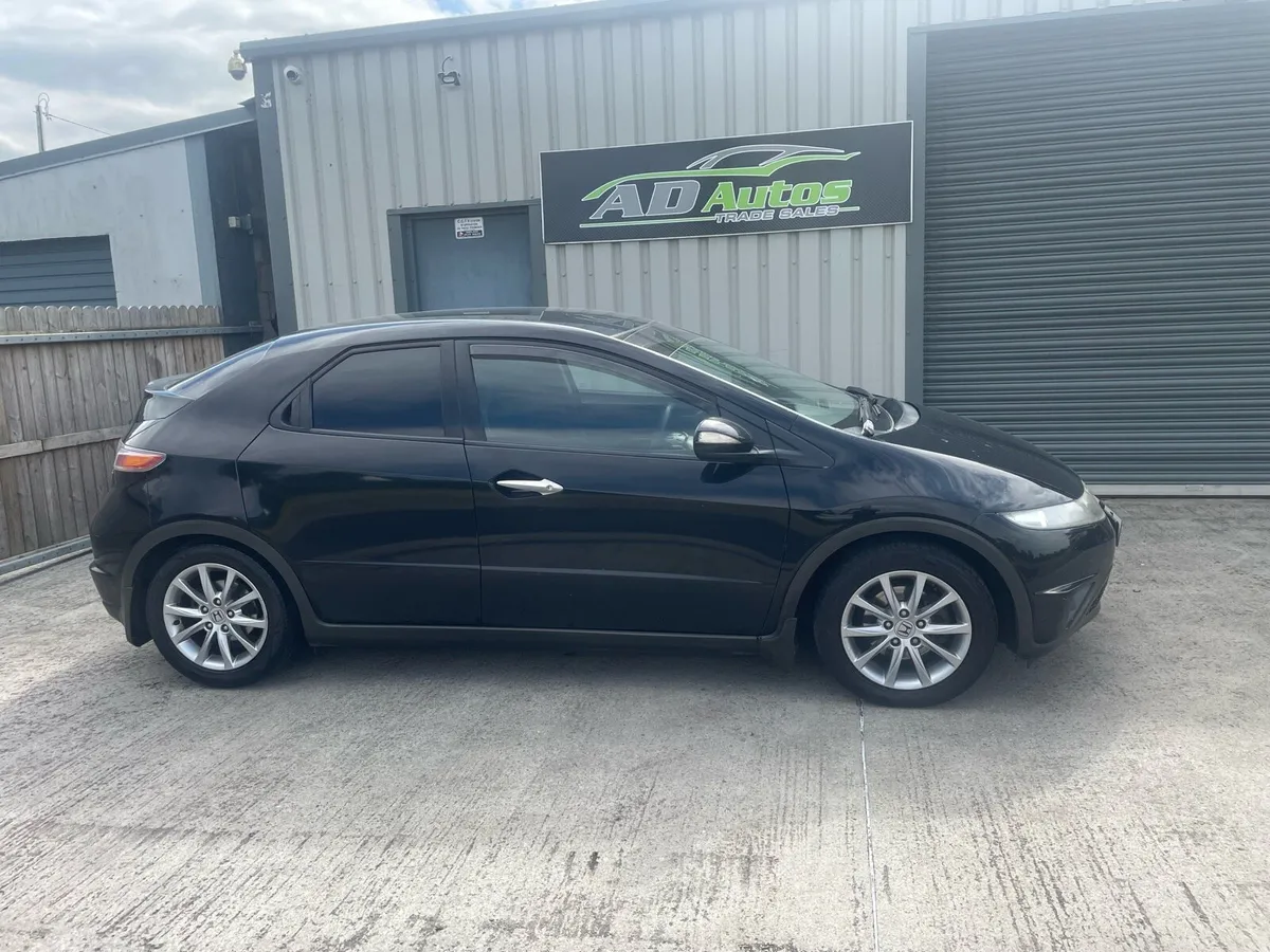 Honda civic - Image 4
