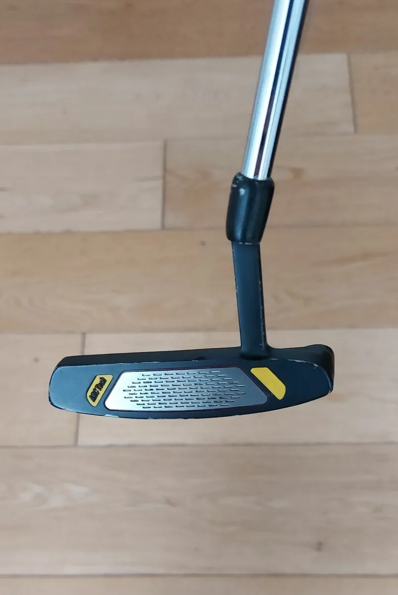 MacGregor V-Foil 001 Putter - Image 1