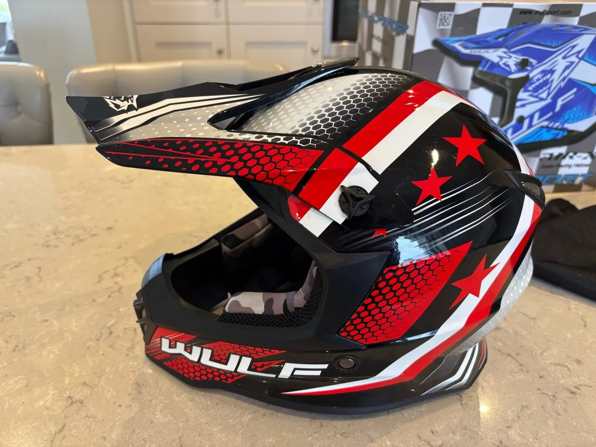 Junior Racing Helmet - Image 3