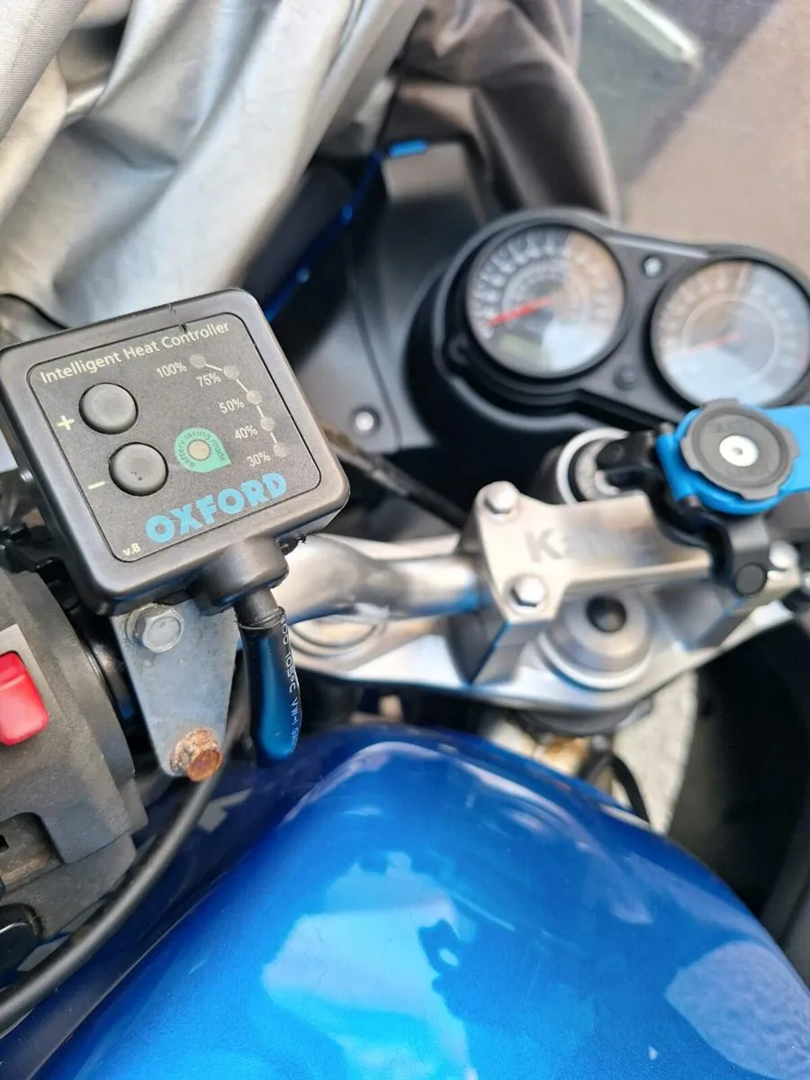 Kawasaki ER6F - Image 4