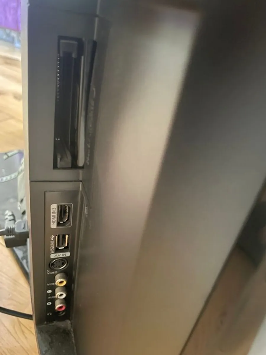 Samsung 32" TV - Image 3