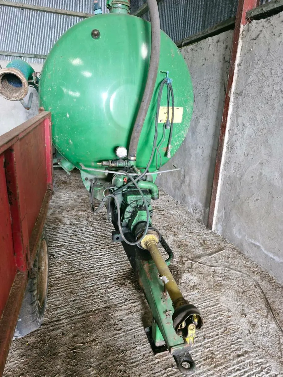 Slurry tanker - Image 2