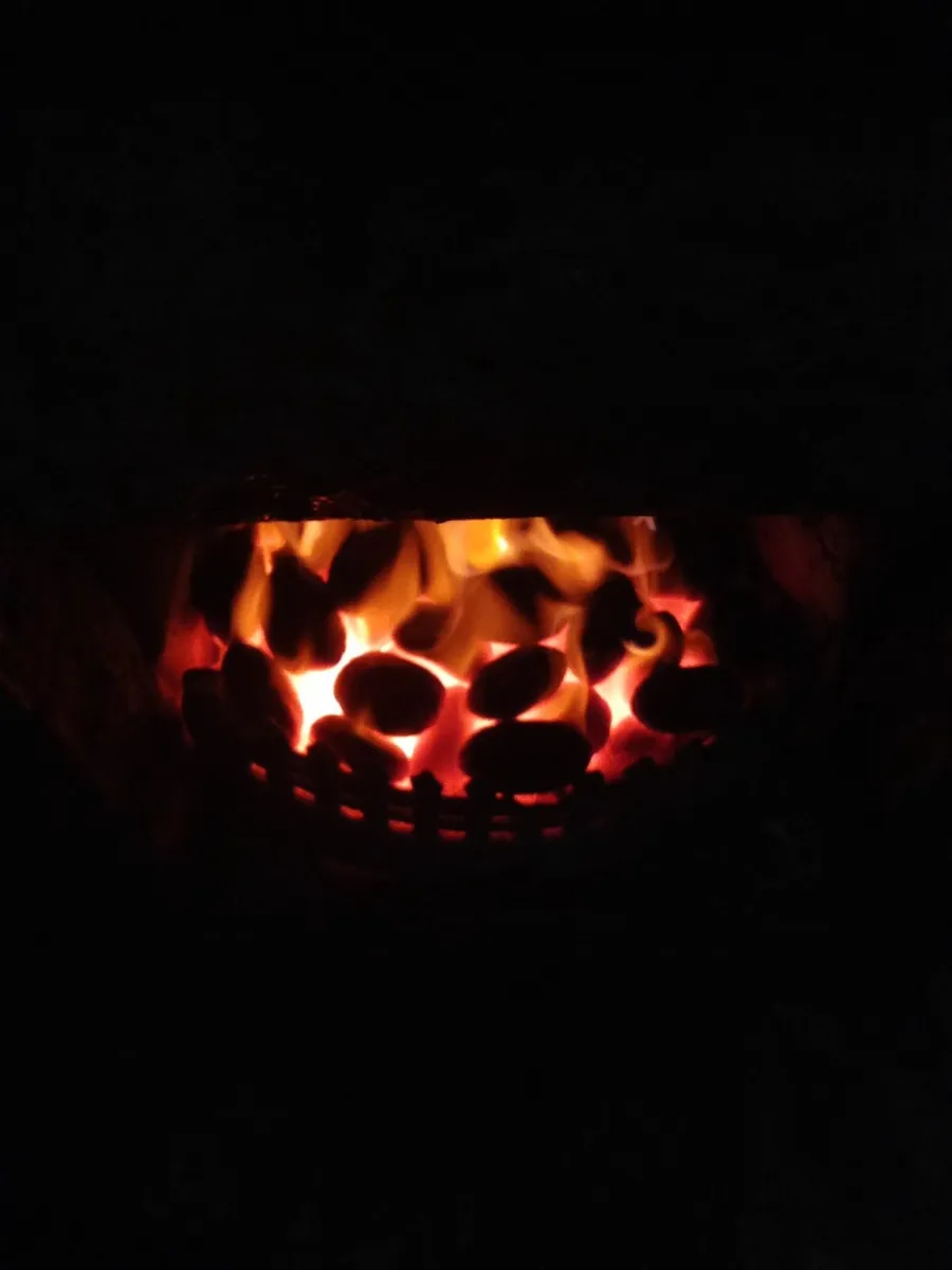 Smokeless coal 20 kg bags suitable for open fires