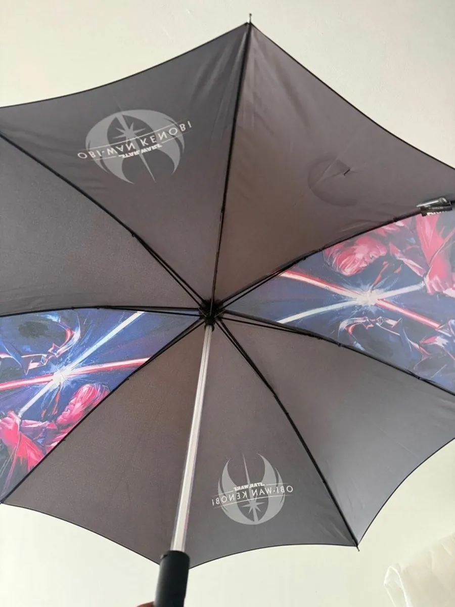 Starwars Light up Umbrella - Image 3