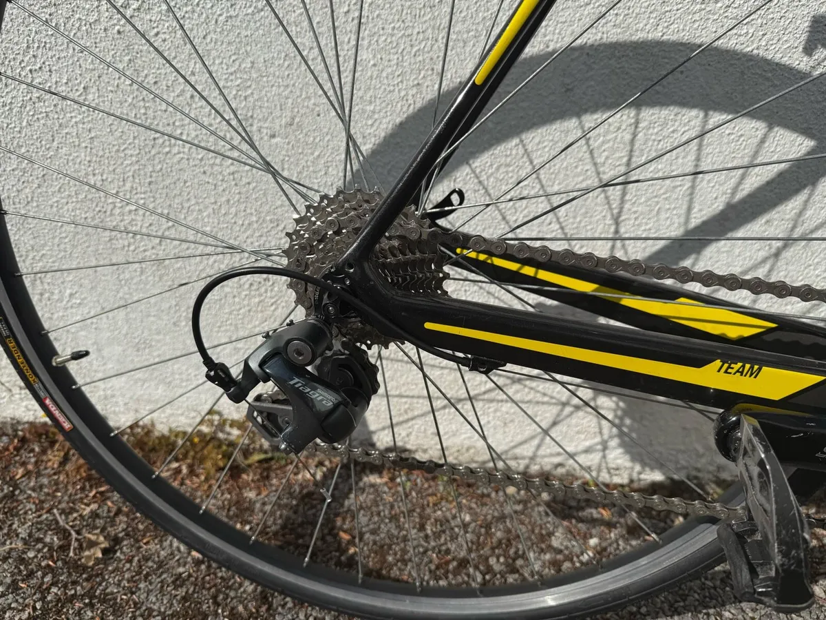 Boardman Team Road Bike Full Carbon - Image 3