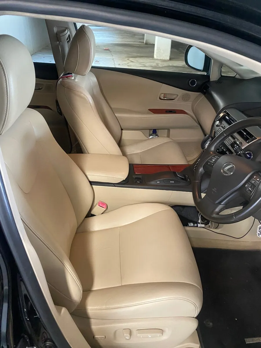 Lexus RX 2011 - Image 4