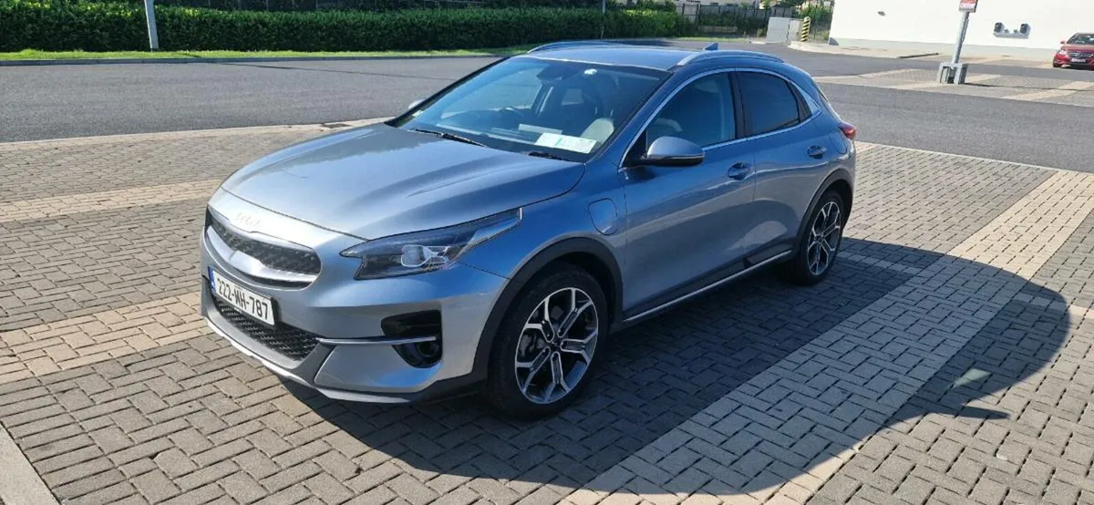 Kia Xceed phev Hybrid - Image 1