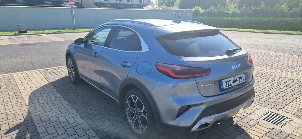 Kia Xceed phev Hybrid - Image 3