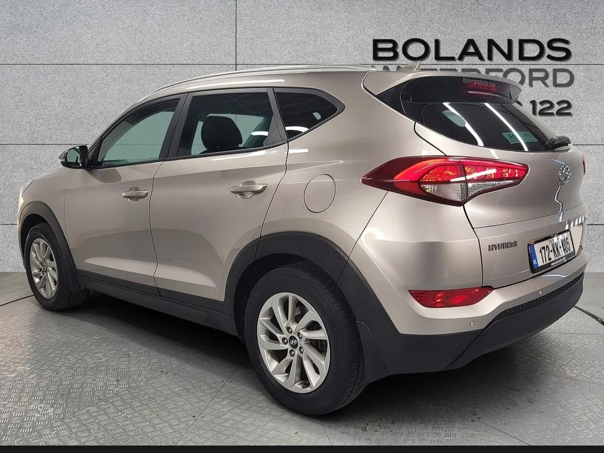 Hyundai Tucson 1.7 D Executive 2WD DCT From  65 p - Image 2