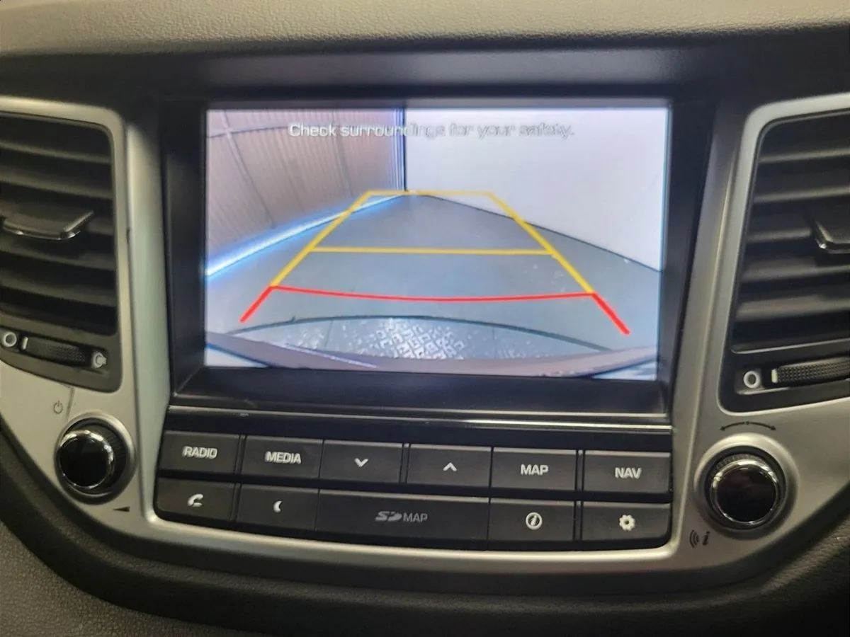Hyundai Tucson 1.7 D Executive 2WD DCT From  65 p - Image 4