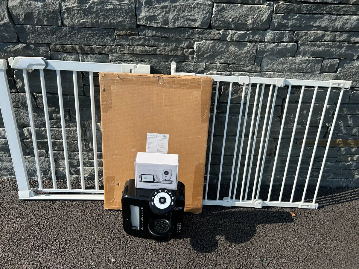 Baby items - Image 1
