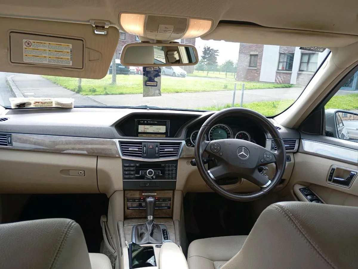 Mercedes Benz long NCT 256000 kms - Image 4