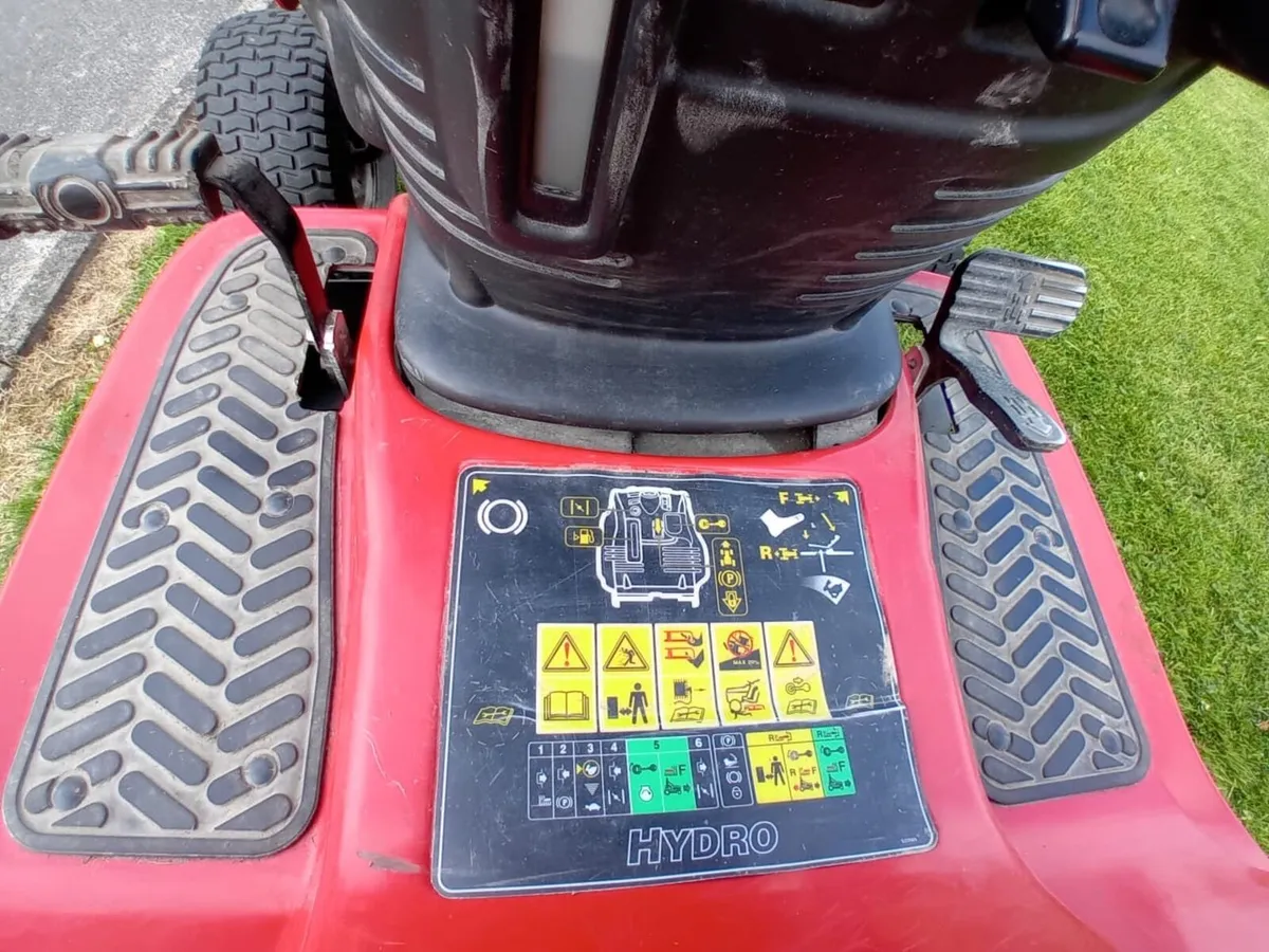 Ride on mower - Image 1
