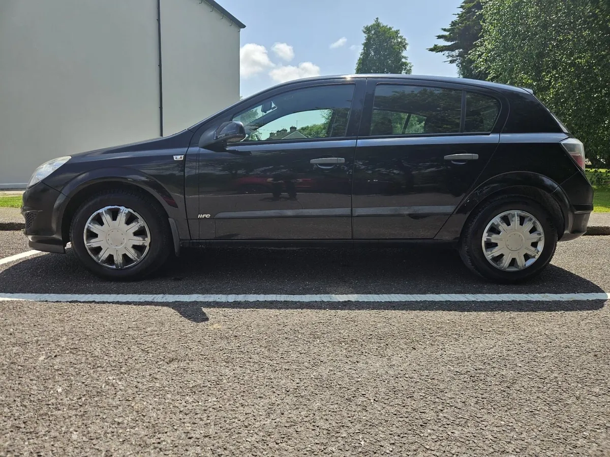 Astra 08 nct 02/26 tax 03/26 low mill 122000 - Image 3