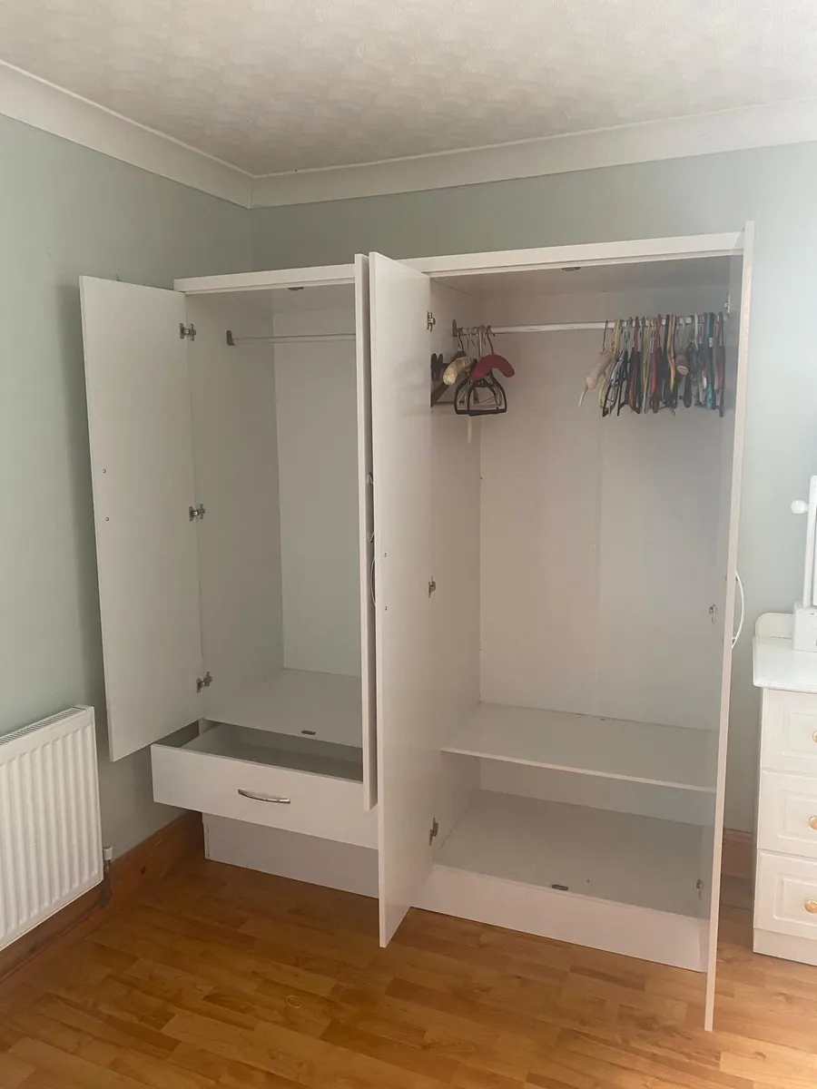 Wardrobe - Image 2
