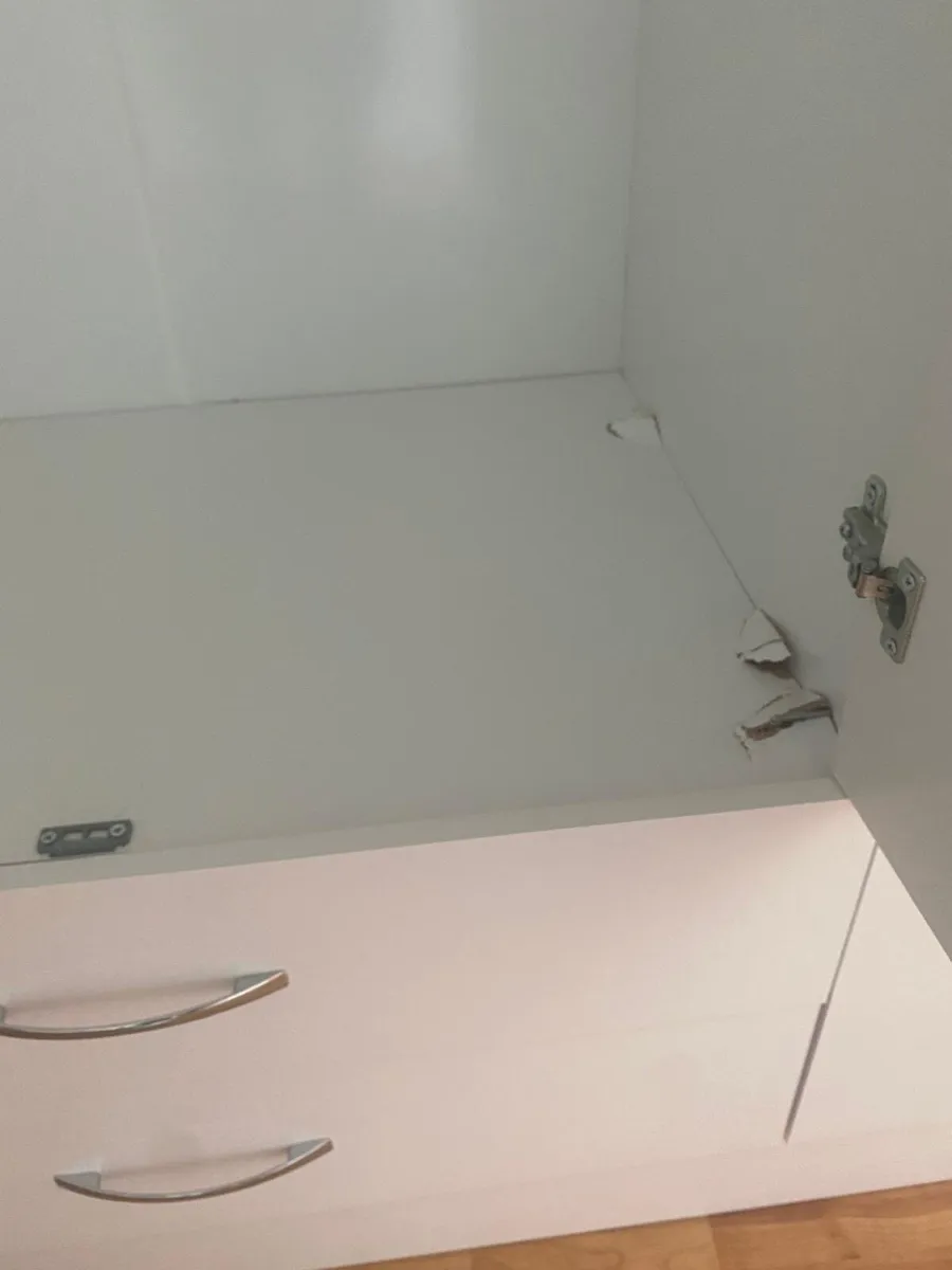 Wardrobe - Image 3
