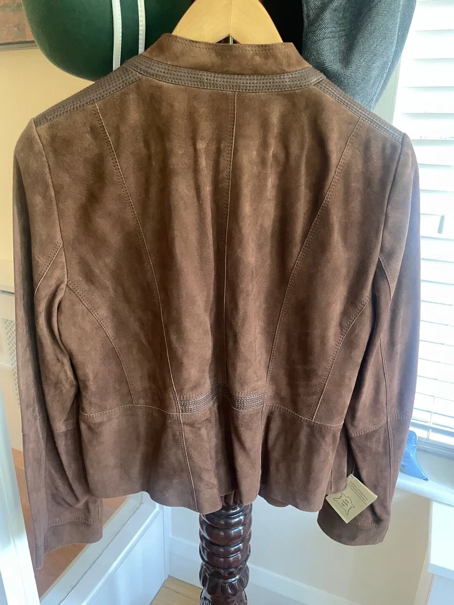 Size 16 leather Gerry Webber jacket - Image 2