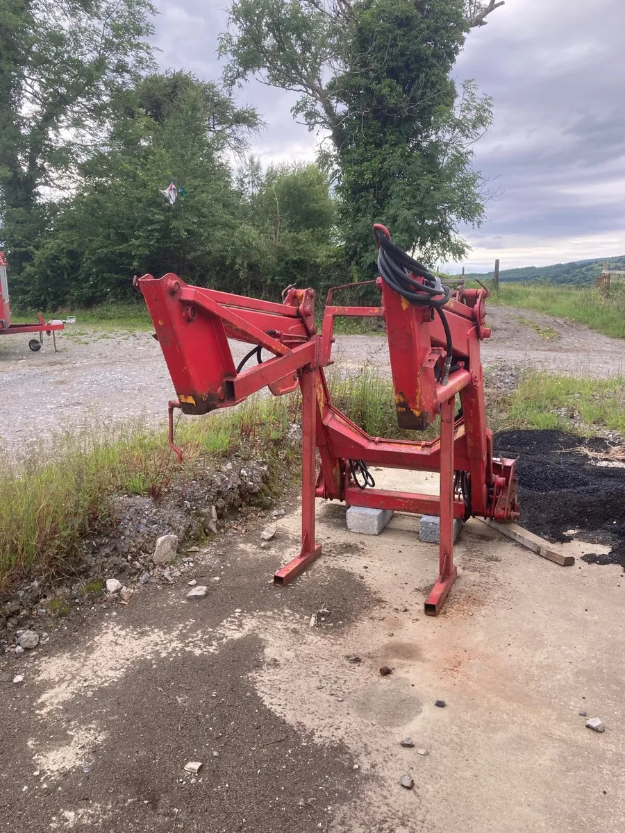 Front loader - Image 3