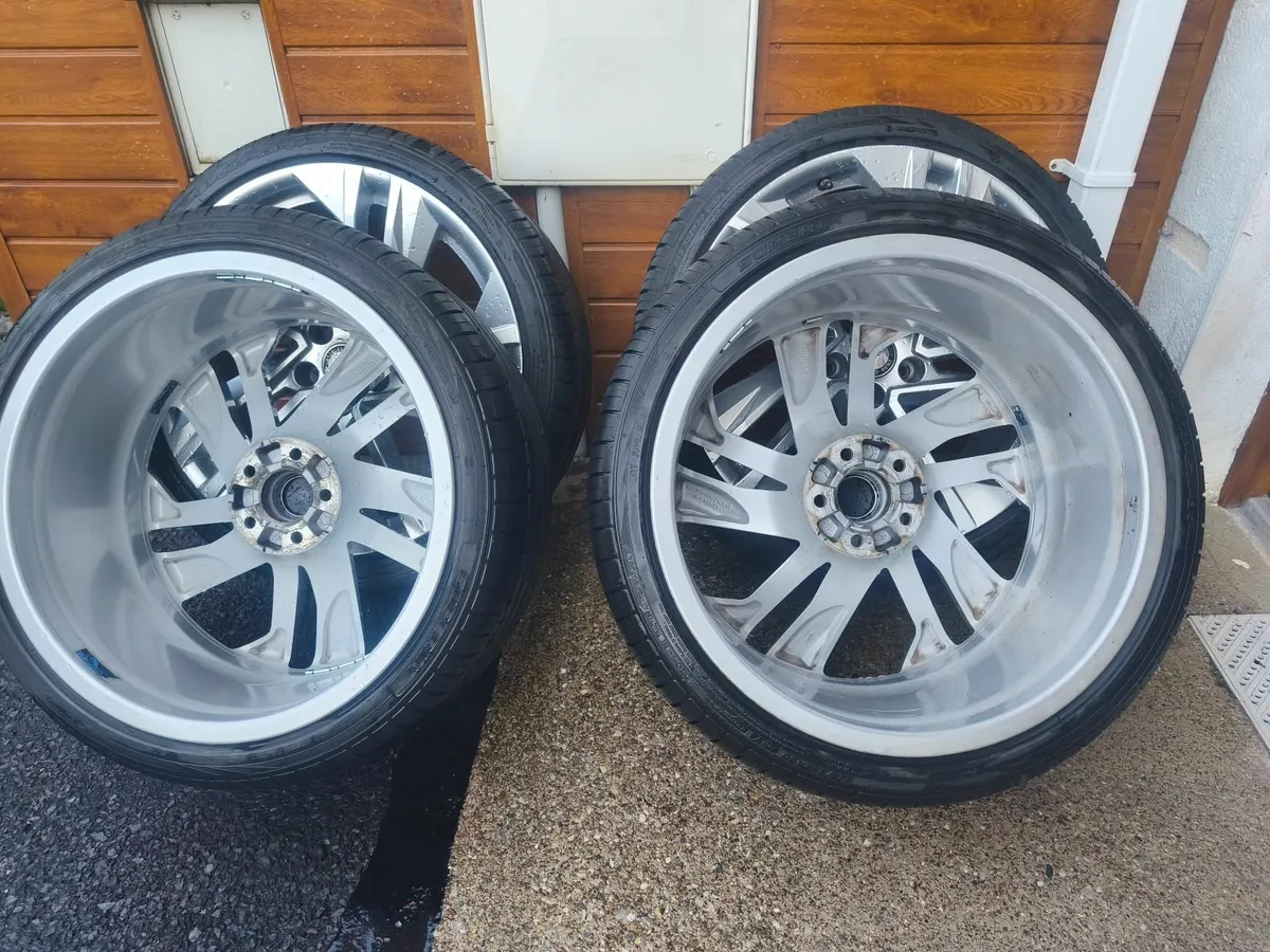 245/35/R20 5x112 alloys and wheels - Image 2