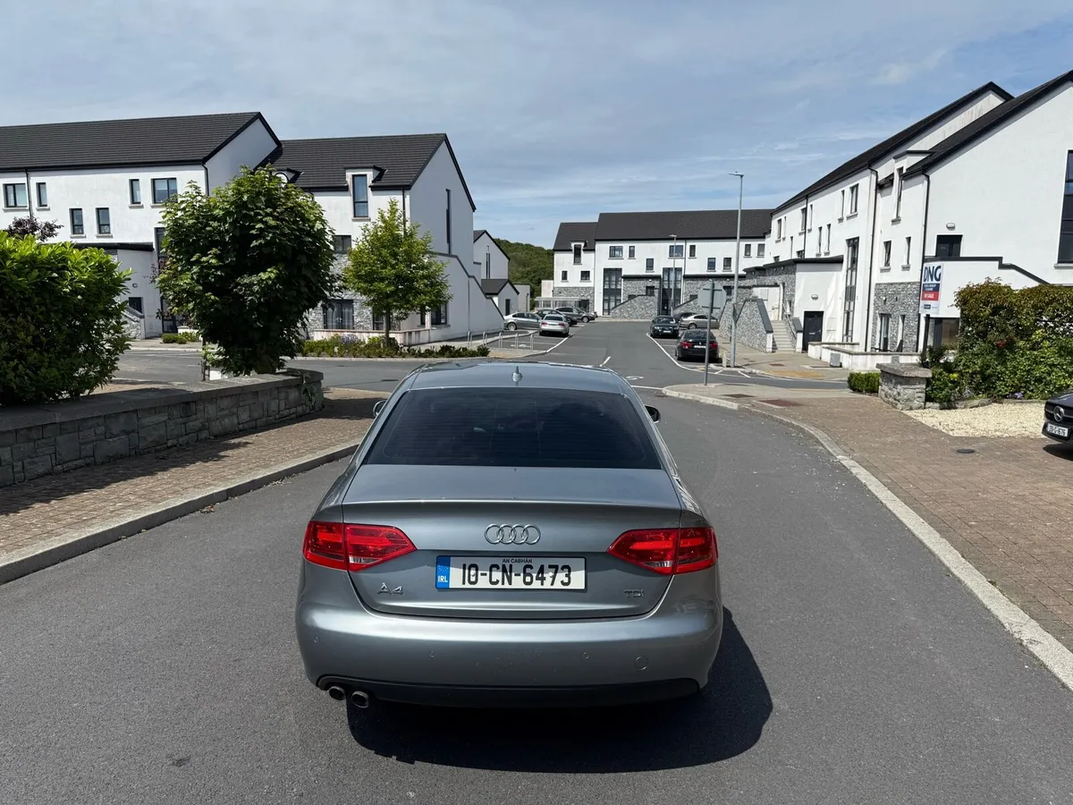 AUDI A4 2.0 TDI 2010 NCT&TAX MINT - Image 4