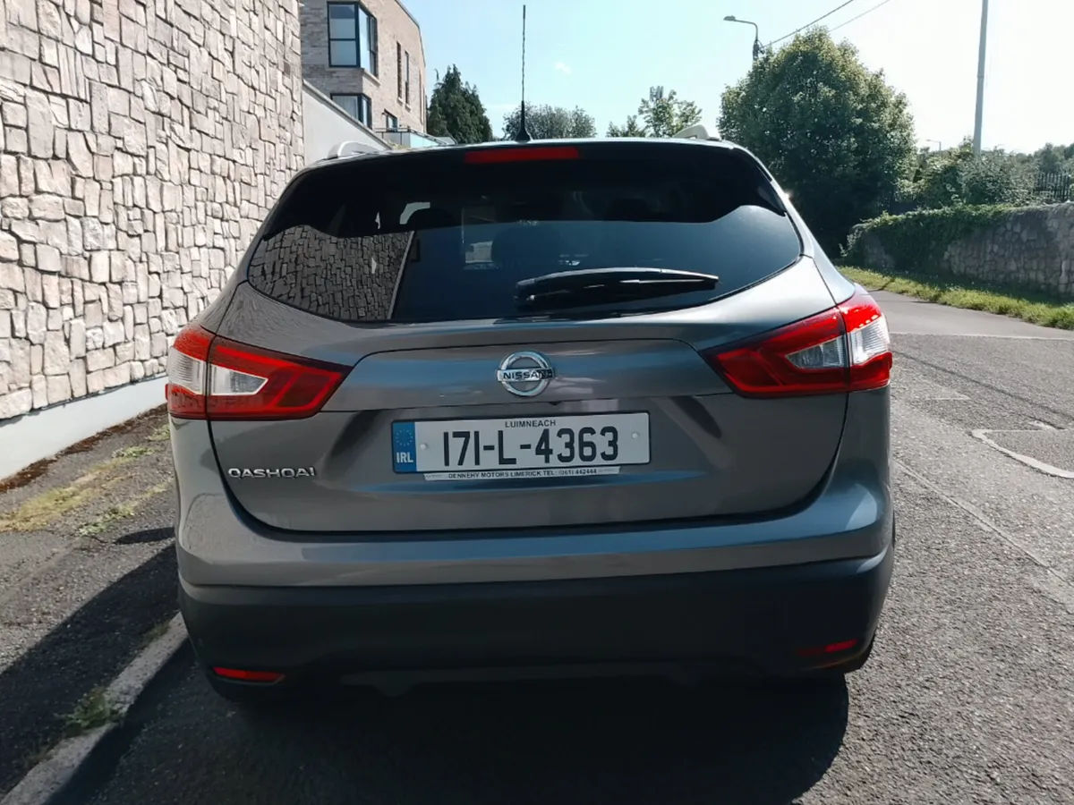 Nissan Qashqai 1.5 DCI Tekna 110PS 5DR - Image 4