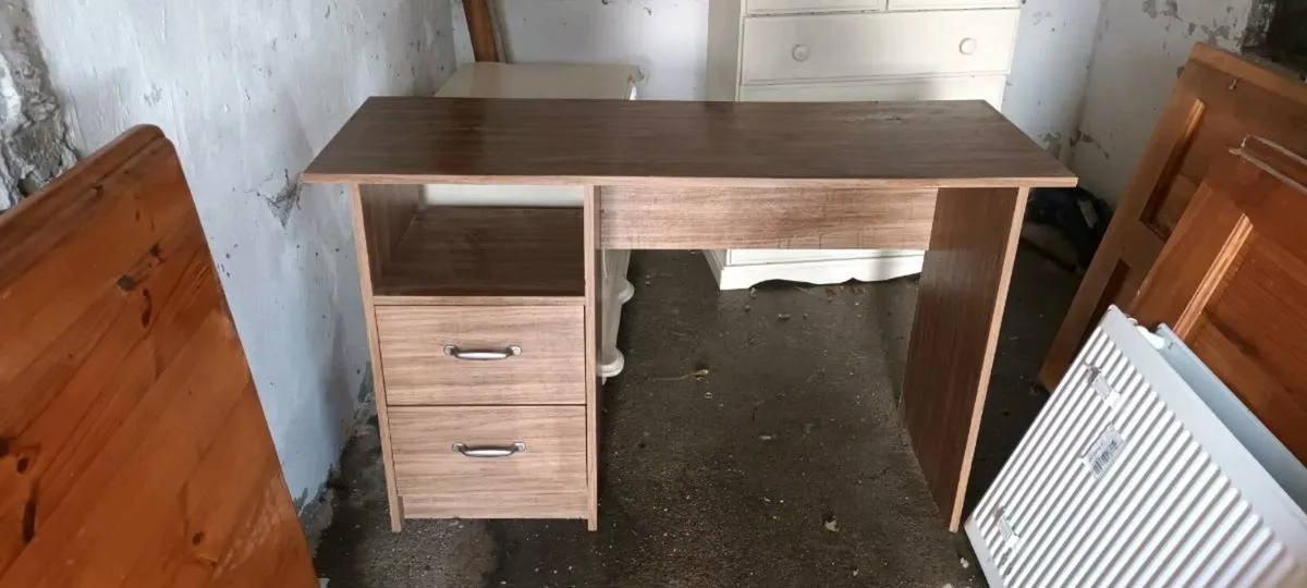 Office Desk - Image 3