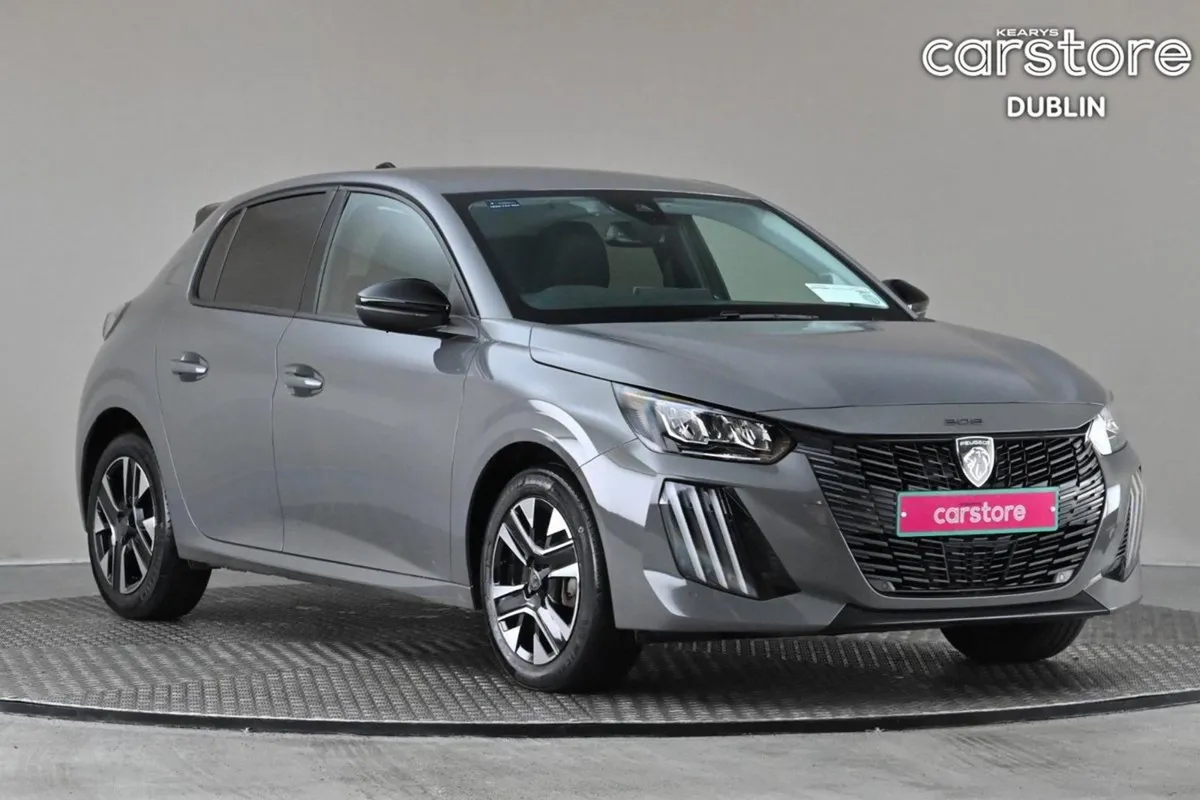 Peugeot 208 1.2 Allure Mhev Edct  reverse Cam par - Image 1