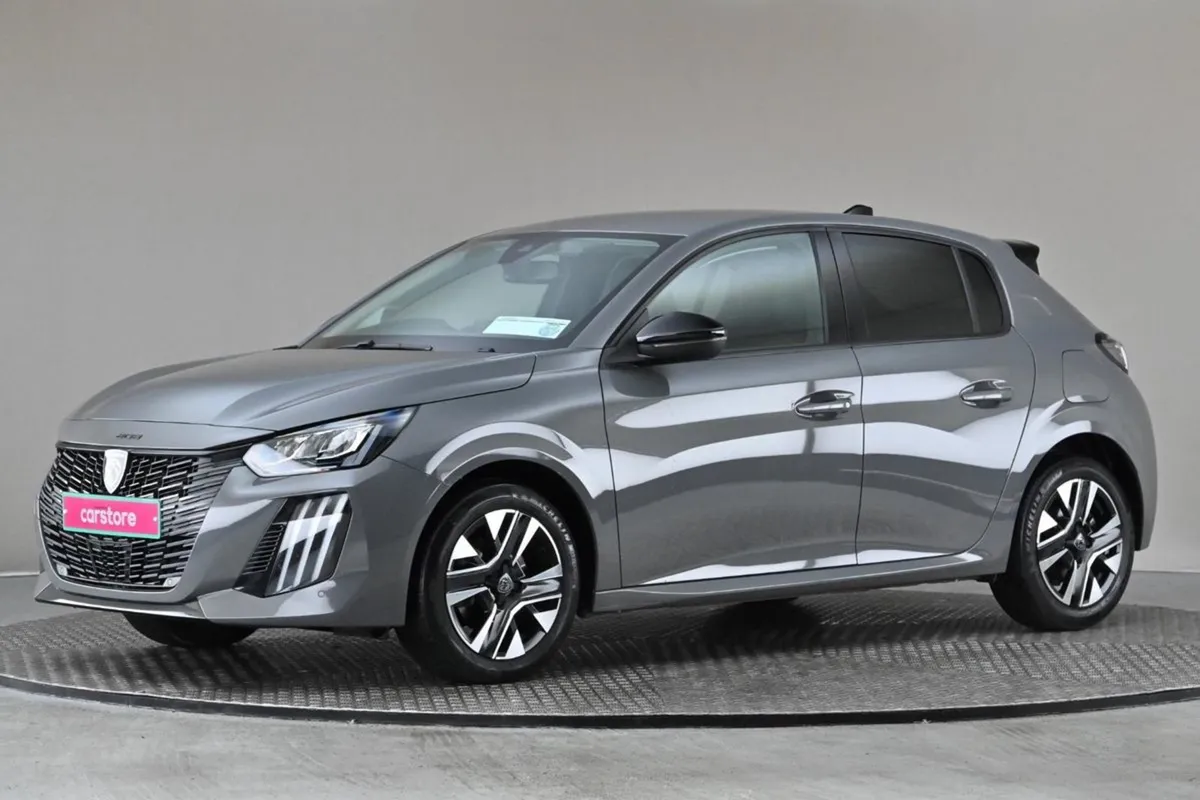 Peugeot 208 1.2 Allure Mhev Edct  reverse Cam par - Image 4