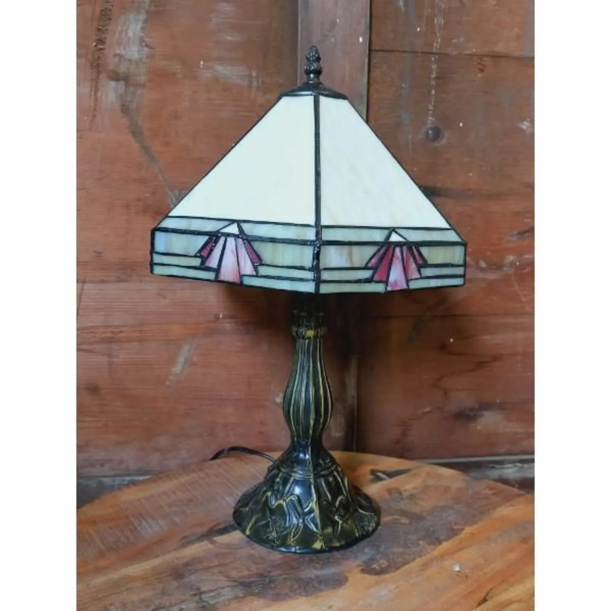 Tiffany Styled Light – Style 8 – H305 - Image 2