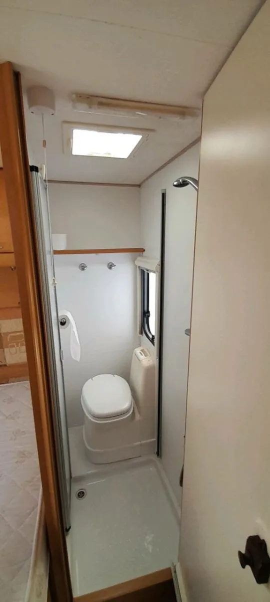 Caravan - Image 3