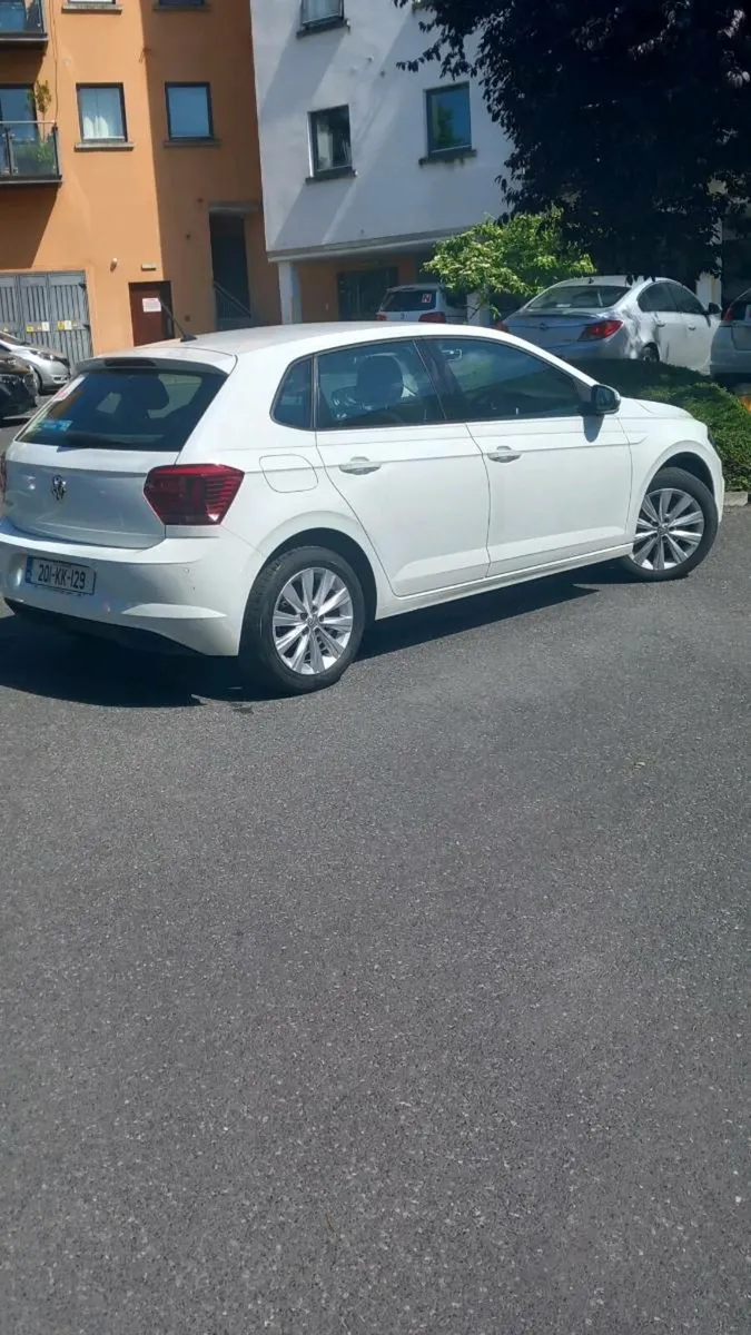 Volkswagon polo - Image 2