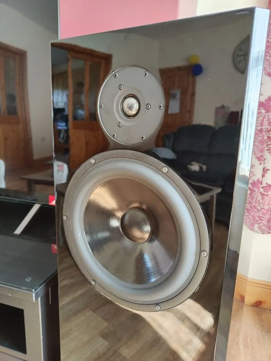 High-quality floor speakers. - Image 1