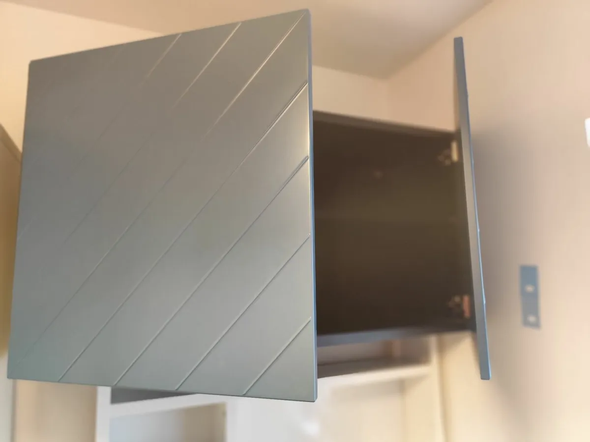 wall cabinet - Image 2