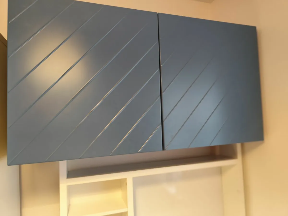 wall cabinet - Image 1