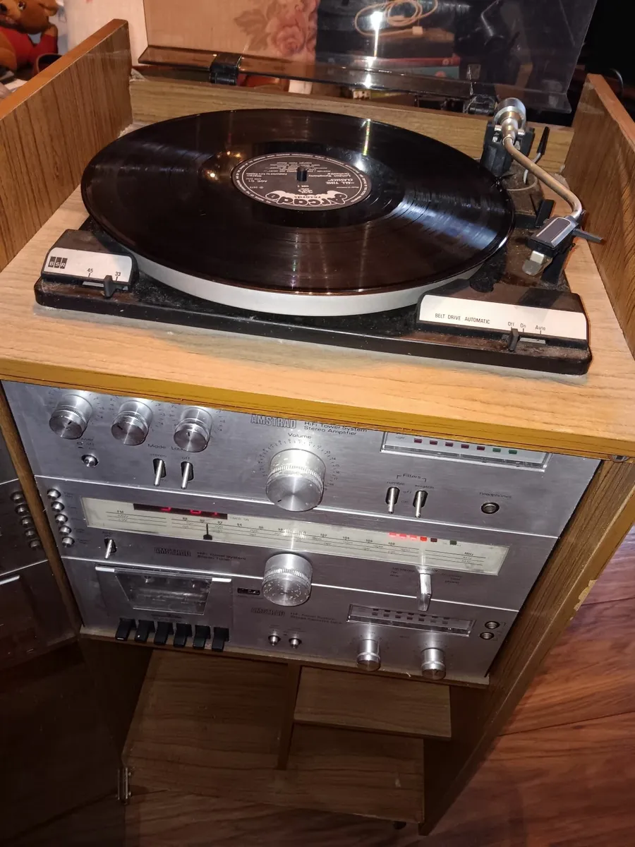 Vintage  stereo - Image 1