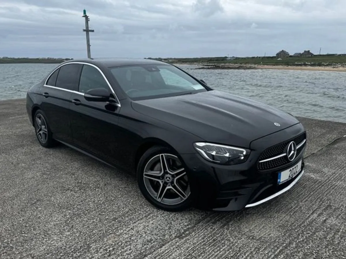 Mercedes-Benz E-Class E 220 D AMG Line - Image 1
