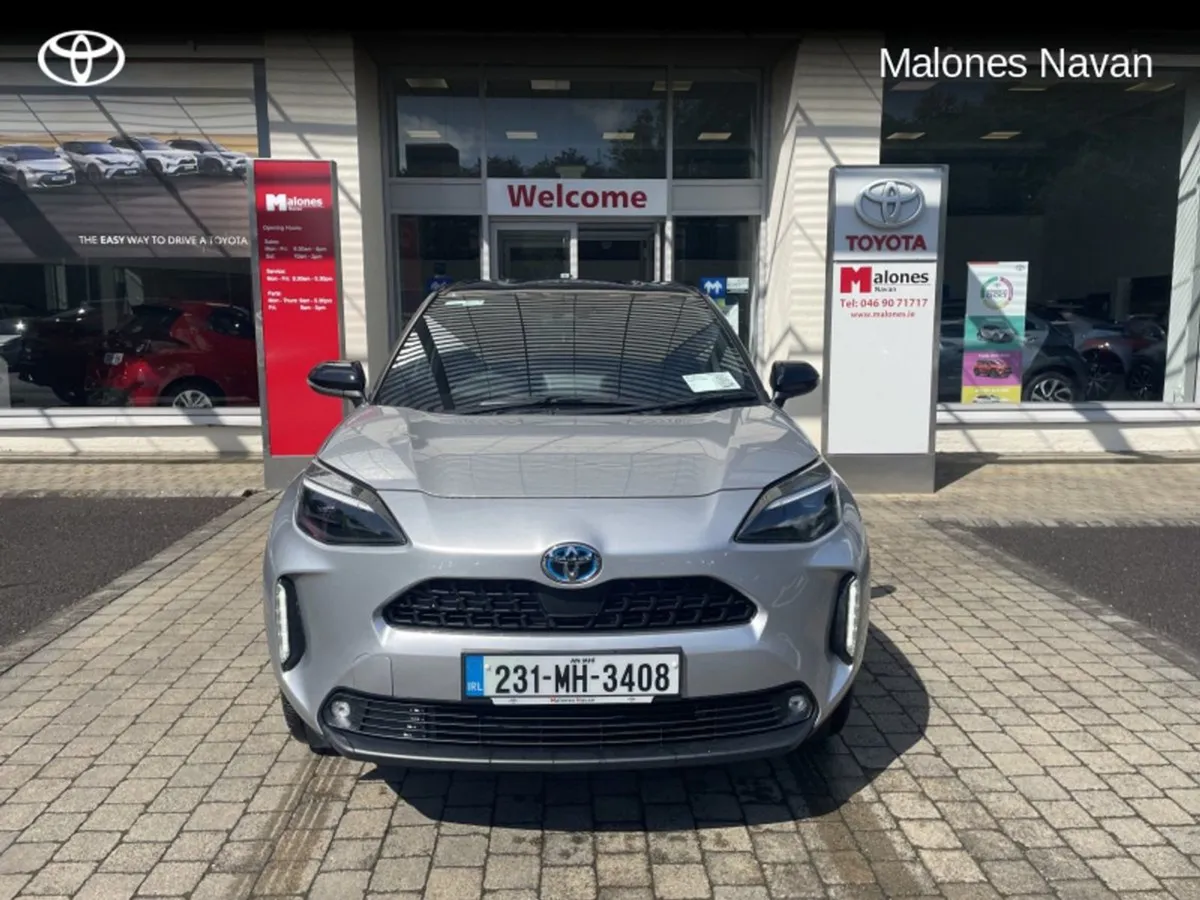 Toyota Yaris CR Cross Luna Sport 4DR Auto - Image 2
