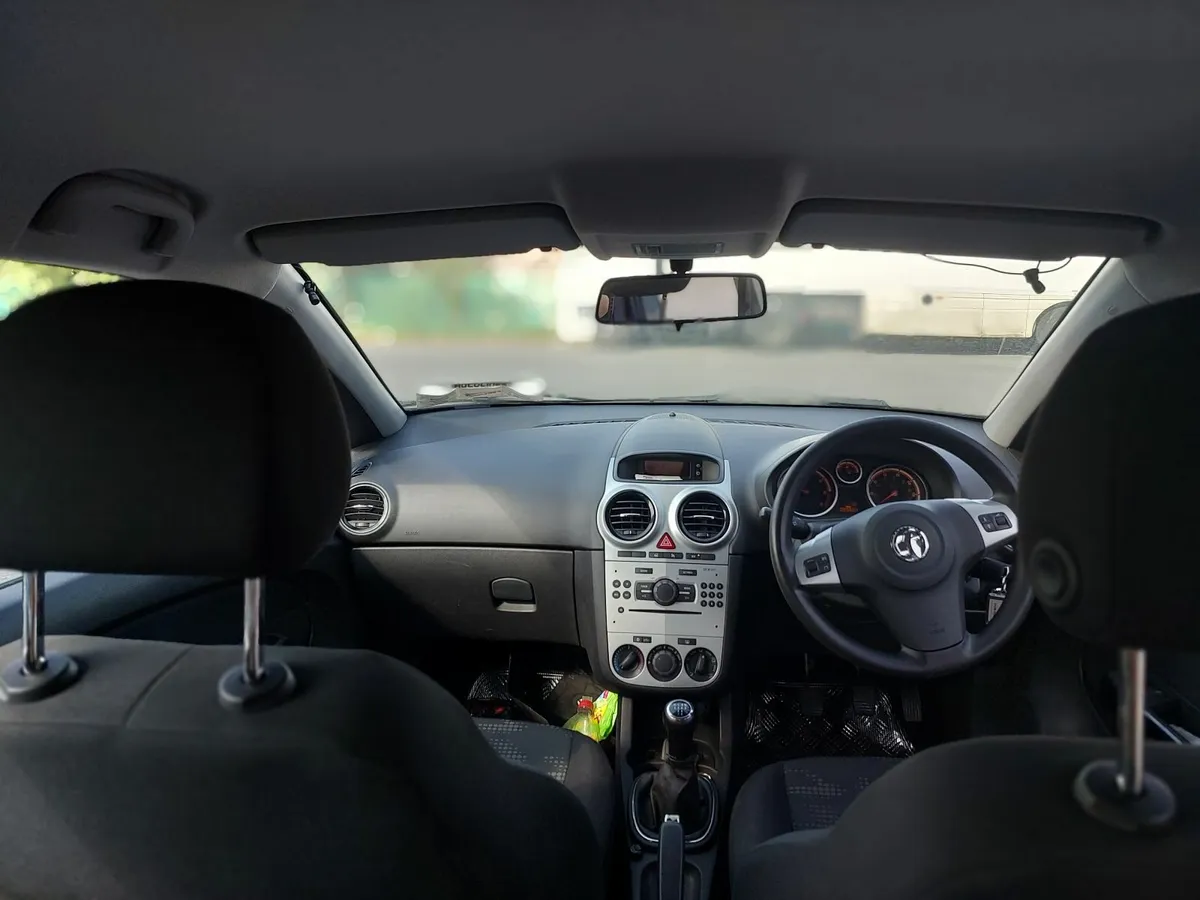 Vauxhall Corsa 2012 - Image 3