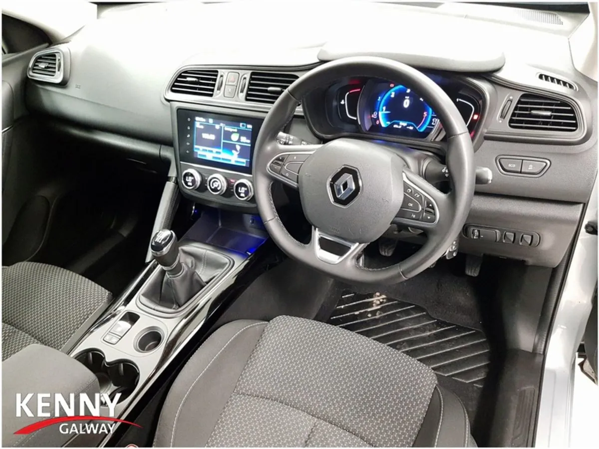 Renault KADJAR Play Blue DCI 115 My18 5DR - Image 2