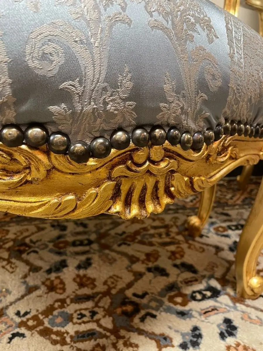 Lovely Pair of Gilt Wood French Chairs - Image 2
