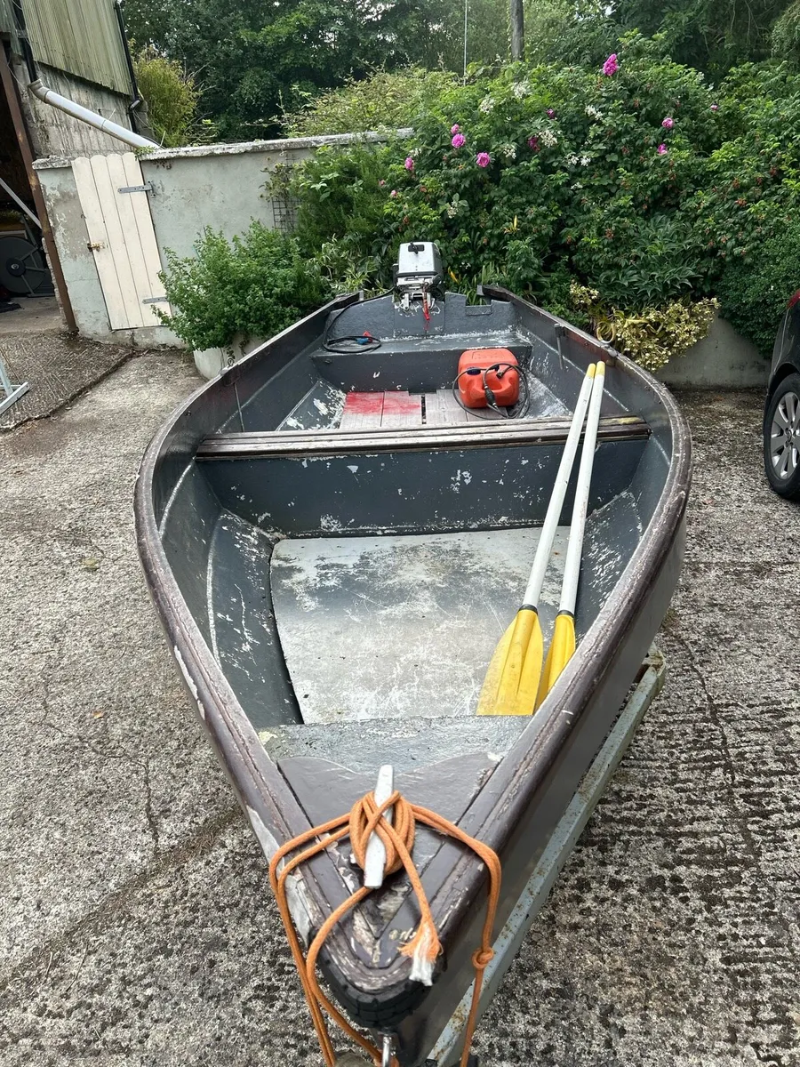 Fishing boat - Image 3