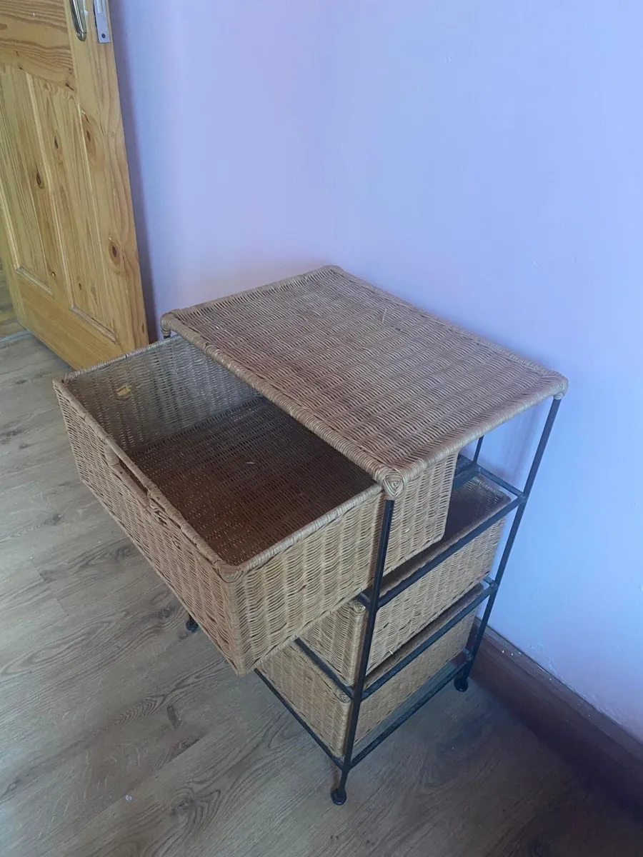 Wicker drawers - Image 3